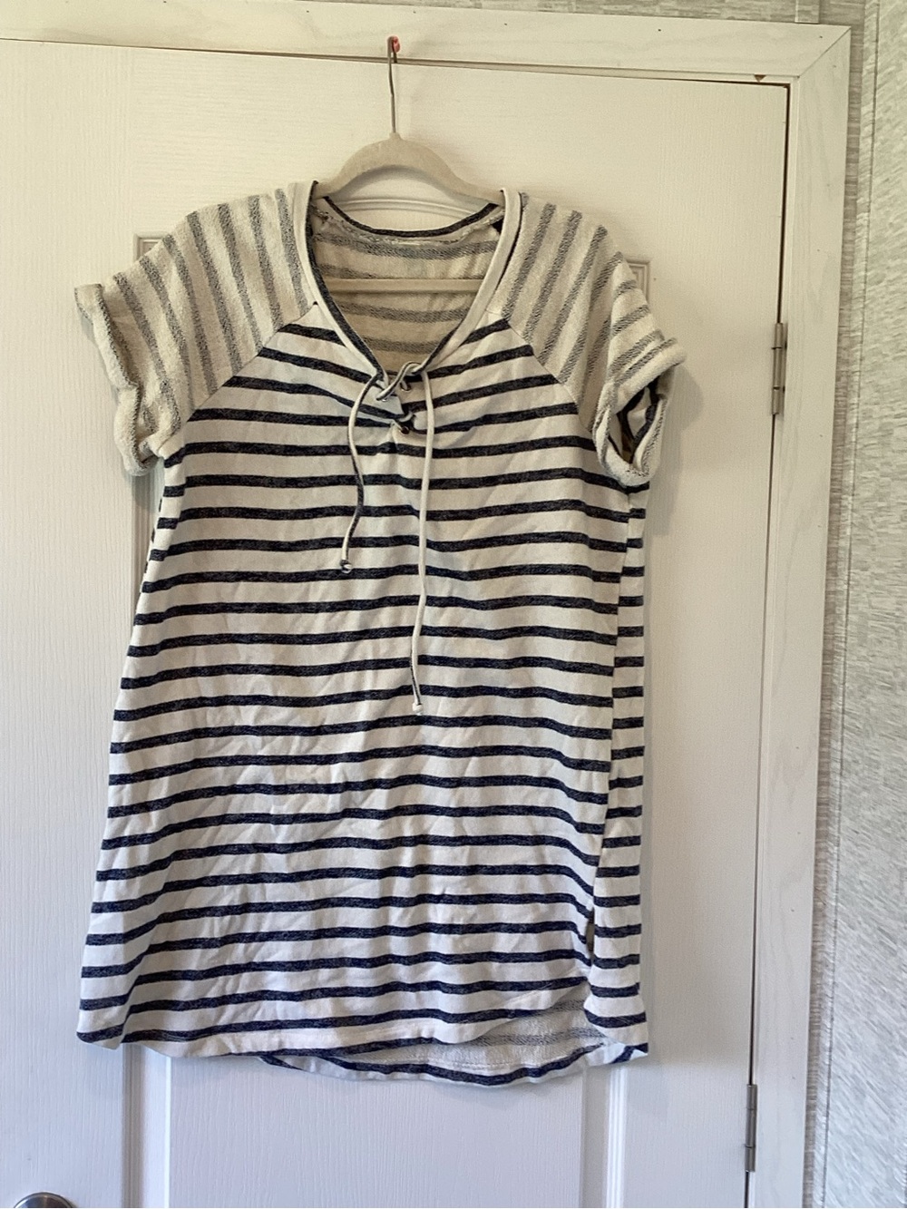 Cato Active USA Striped Knit Tie-Neck Top - Navy and Cream XL EUC